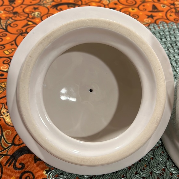 NWT Rae Dunn Harry Potter Golden Snitch Cookie Jar 10”. - Picture 9 of 10